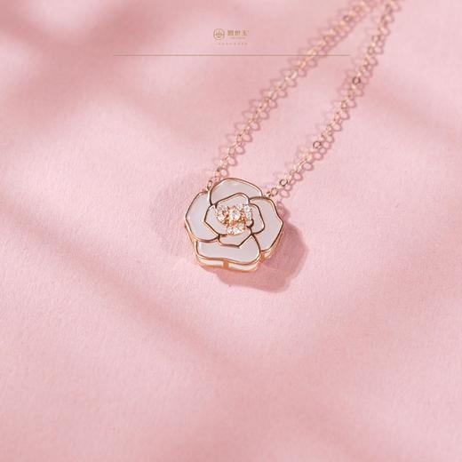 新疆国玉盟世玉和田玉 执手相伴·女人花 晶钻玫瑰 金镶玉项链【带证书·顺丰物流】 商品图3