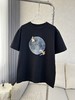 点此购买 罗意威@Suna Fujita联名神秘之旅月球兔子男女款圆领短袖T恤 zc 308659 商品缩略图5