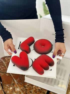 love you【图片展示是礼盒包装】 · 慕斯蛋糕