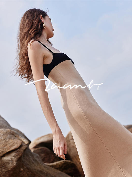 ZAANLI｜ZN50003 沙色/ 雾黑 修身羊毛混纺拼色针织连衣裙 商品图8