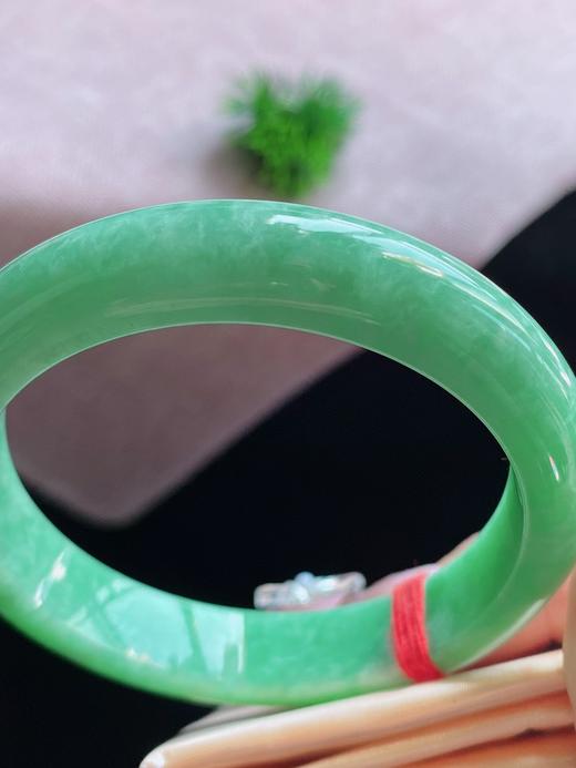 58正圈翡翠手镯 商品图1