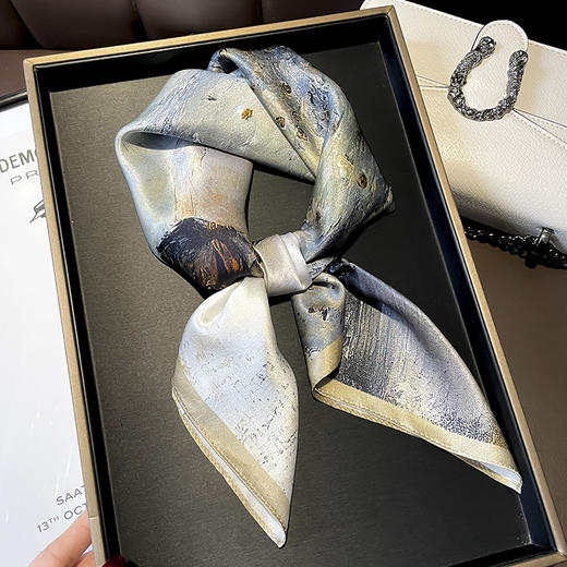 真丝丝巾小方巾70cm高档送礼桑蚕丝丝巾 商品图0