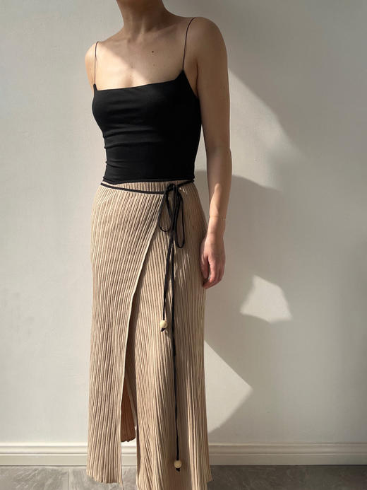 ZAANLI｜ZN30004-2 沙色 度假感亚麻天丝绑带针织半裙 商品图4