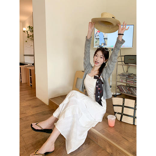 <曾小咸推荐>不规则半身裙开衫套装 商品图1