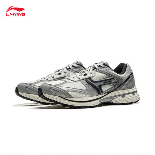 李宁 奔腾P1000 男女款 2025春季舒适透气回弹休闲慢跑复古跑鞋 商品图4