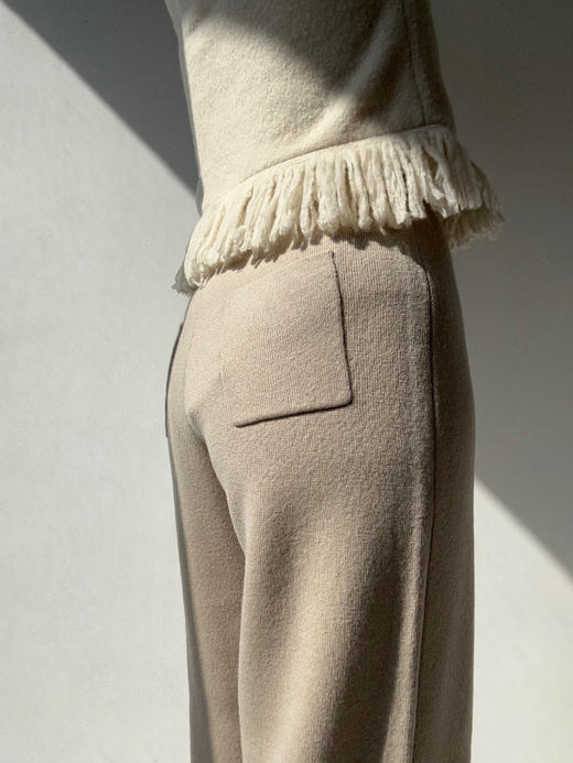 ZAANLI｜ZN10005 羊毛白 羽毛感羊毛花式纱流苏针织背心 商品图8