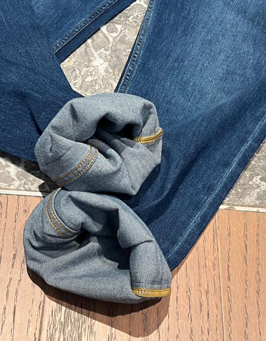 C*k经典款男士牛仔裤 商品图13