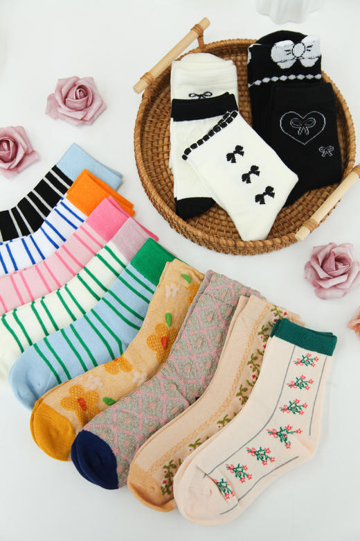 🎉【品牌直发】开学福利秒杀❗️8双💰19.9！🔥柠檬舒品lemonsox儿童袜子盲盒❗️男孩女孩都有！🍒 ✅上百款式、👋🏻图案颜色随机发！ ✅精梳棉柔软面料，含棉量≥72%  商品图4