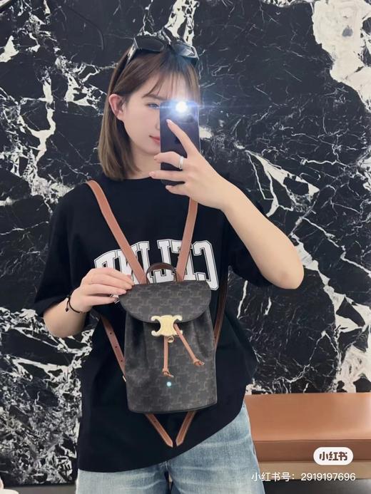 D020949高颜值皮扣设计太给力了复古老花双肩包 商品图3