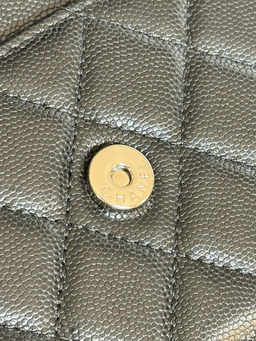 春季特惠💰780 原单香奈儿AP0250鱼子酱 C𝕙𝕒𝕟𝕖𝕝 入门经典款 商品图6