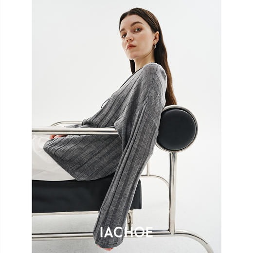 棉仓3621505012-IACHOE松慵懒全羊毛薄款毛衣 商品图0