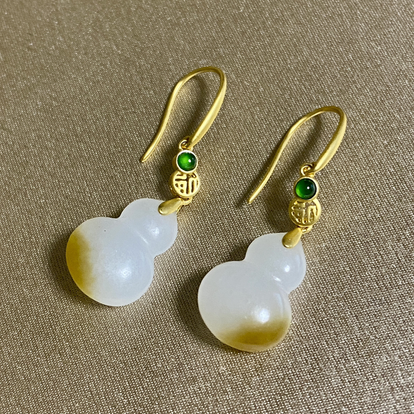 18K古法黄金和田玉俄料（白玉）葫芦耳饰/双面葫芦11*15.5mm/总长35mm/伴镶翡翠