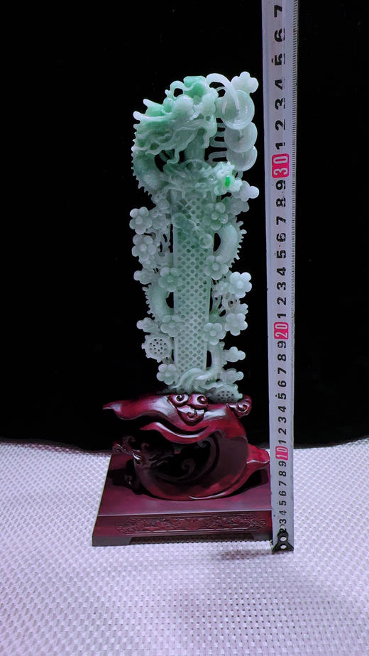 620841翡翠摆件【龙泉宝剑】 商品图1