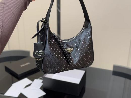 D020947上身氛围感满满随手一拎 就很有范儿hobo尼龙腋下包 商品图2