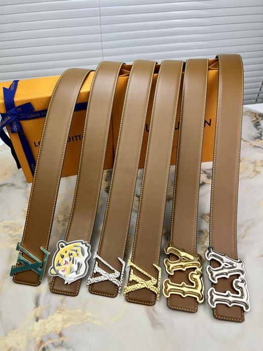 驴家 新款双面用腰带！时尚棕色 沉稳大气！ 商品图2