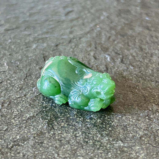 和田玉（碧玉-菠菜绿）挂件--貔貅7.372g/25.5*17*12mm 商品图0