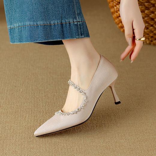 【预售5天】初春气质法式名媛尖头单鞋仙女米白色高跟鞋细跟水钻丝绸羊皮婚鞋DB&M6170 商品图4