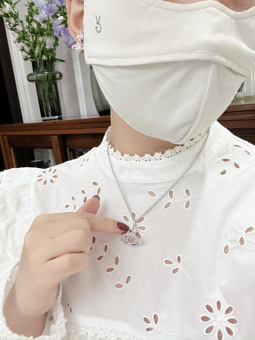 29-4圆正 无包装 浪漫琉璃星球 ORB限定 立体土星彩钻 中号星球项链 商品图12