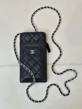 春季特惠💰560 原单香奈儿 小香新款手机包0990 现如今的手机包不仅要挑好的质量，颜值也很重要！