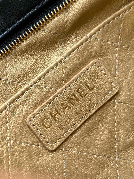 春季特惠💰950 原单香奈儿 24K手拿钻石手链包，谁看了不心动啊 商品图8