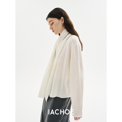 棉仓3571505021-IACHOE【小熊】不对称羊毛针织毛衣 商品图3