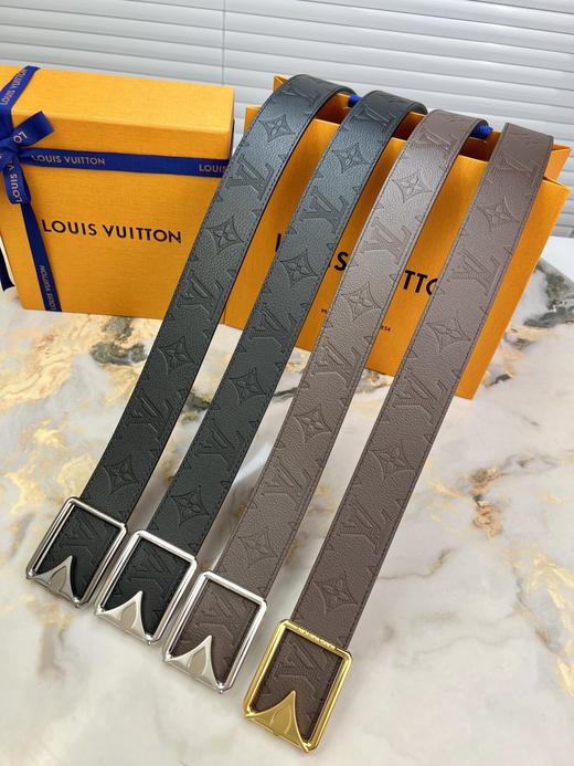 新款驴家腰带系列，🐂进口压花小牛皮，搭配平纹牛皮，非常耐用！ 精致手工绘边 柔软舒适 ，双面用 商品图1