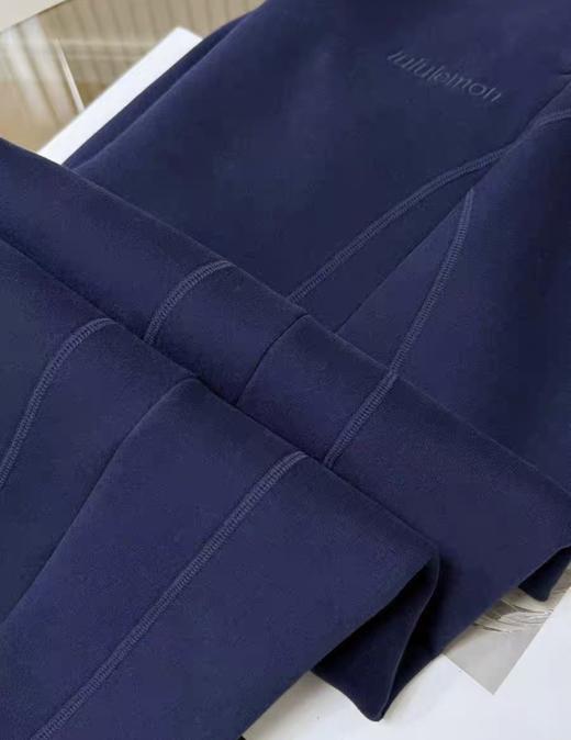 点此购买 Lululemon秋冬季女士拉绒双层腰部高腰运动裤 md 308716 商品图6
