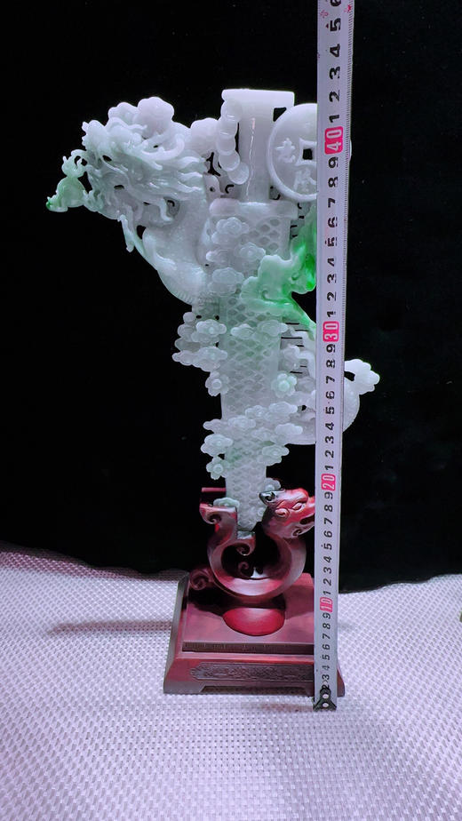 620838翡翠摆件【龙泉宝剑】 商品图1