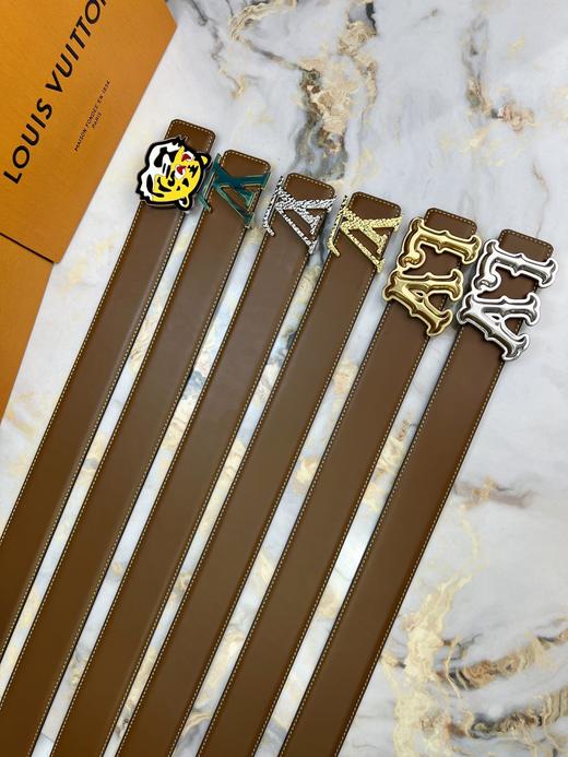 驴家 新款双面用腰带！时尚棕色 沉稳大气！ 商品图0