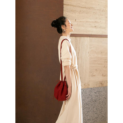 牧衣游原创 进口亚麻单肩斜挎包红色百搭 一诺【不支持会员折】 商品图2