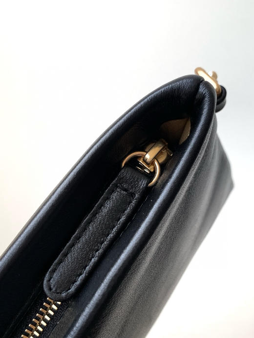 春季特惠💰950 原单香奈儿 24K手拿钻石手链包，谁看了不心动啊 商品图6