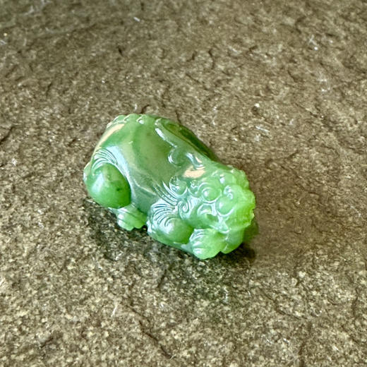 和田玉（碧玉-菠菜绿）挂件--貔貅7.372g/25.5*17*12mm 商品图1