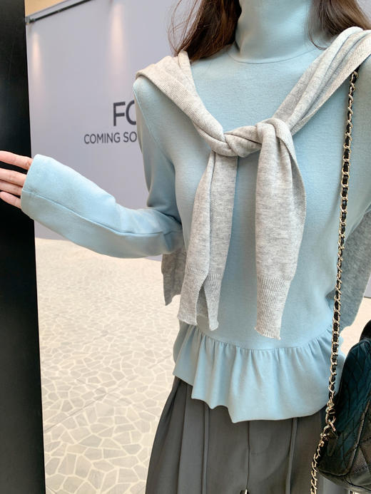 【99元任选2件】新品现货秒杀！卖完下架不再补 ！微信粉丝打折价！！ 2色下摆花边高领T恤打底衫 商品图2