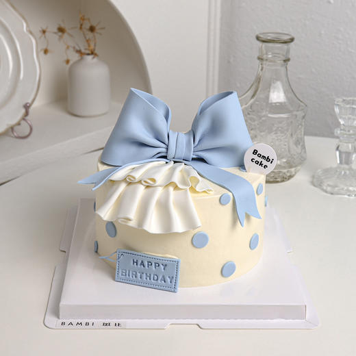 甜美裙边蝴蝶结蛋糕 商品图0