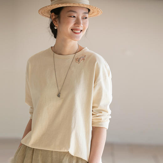 牧衣游原创 手工刺绣纯棉长袖T恤 限量福利款 醉月不支持会员折 商品图0