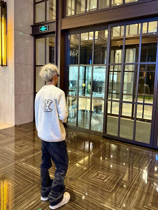 驴家 25ss嵌花镜像米白圆领羊毛耗牛毛套头毛衣 商品图1