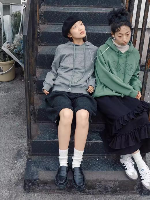 步履不停/5A41133C/花边TR半身裙 商品图2