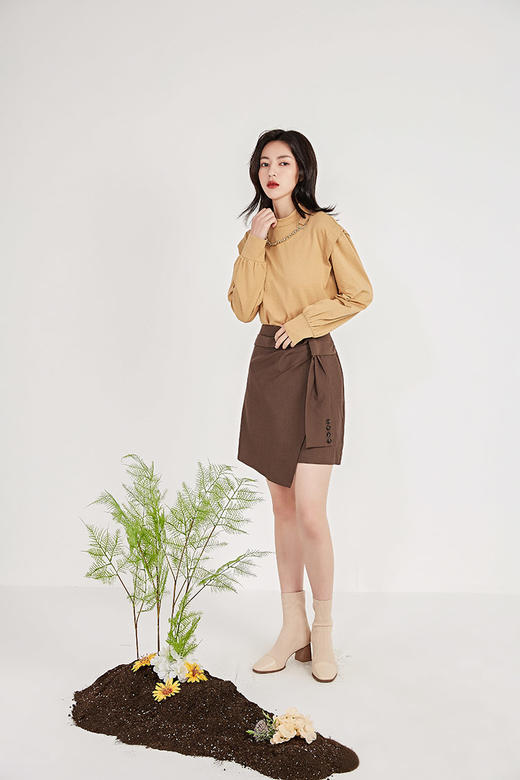 NUTS春季新品时尚气质通勤优雅百搭半身裙女211061085 商品图3