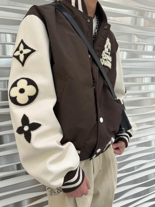 驴家 24fw Tyler秀款手臂老花卡其色棒球服棉服夹克 商品图5