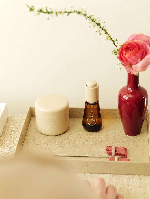 蜜脂檀香精油嫩手护手霜护手油套组 呵护肌肤 盈润光泽 柔润保湿 商品图1