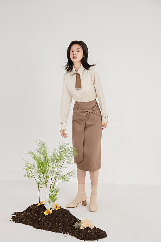 NUTS春季新品时尚通勤百搭气质半身裙女211063087 商品图3