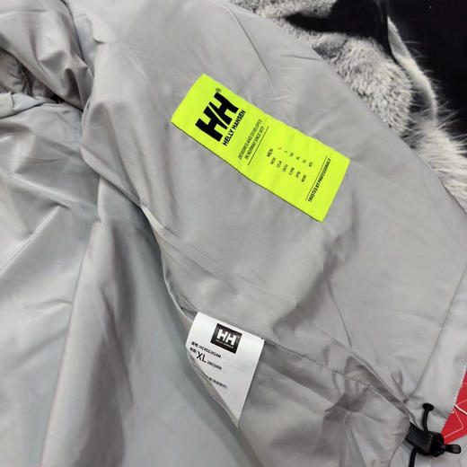 正品HELLY HANSEN/HH情侣款轻量防水连帽户外薄款夹克外套
尺码 藏青xl 灰色 M-XXL 商品图5