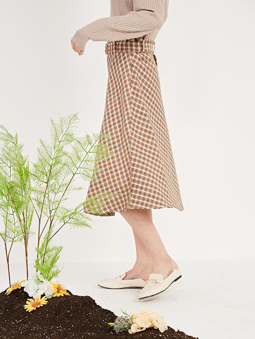 NUTS春季新品时尚半身裙女211063037 商品图7