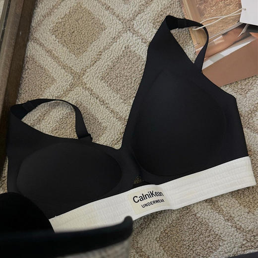 【双皮奶系列！全方位软提拉奶皮内衣】本命年红色无痕内衣女新娘结婚提拉收副乳小胸显大聚拢文胸罩套装。ry 商品图5