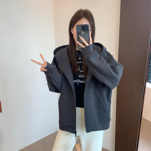 M系 2025云朵加厚保暖廓形宽松连帽落肩口袋纯色辣椒卫衣！ 商品图3