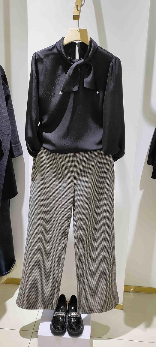 486017蝴蝶结套头衬衫 商品图6