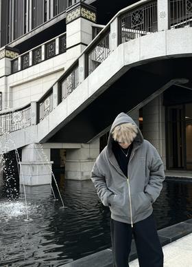 M家  24fw耀石灰成衣染色夹棉帽衫外套