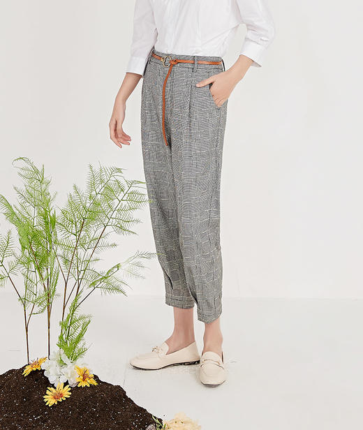 NUTS春季新品时尚经典黑白格长裤女211073058B 商品图4