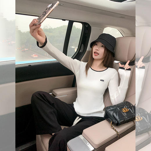 <曾小咸推荐>韩系3色修身撞色打底针织衫 商品图0