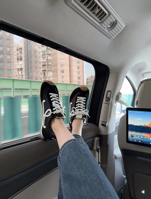 韩系拼色芭蕾德训鞋 商品图1